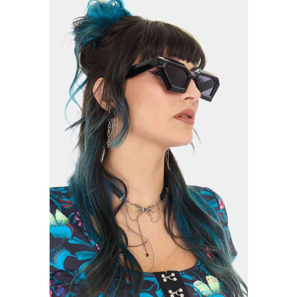 Jawbreaker - Angular Chunky Cat Eye Des lunettes de soleil - Noir